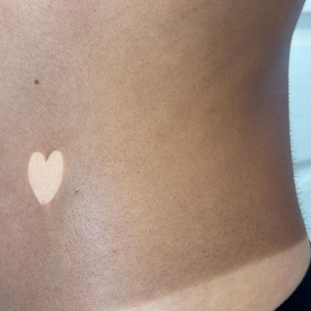Love Heart Tanning Stickers 💕